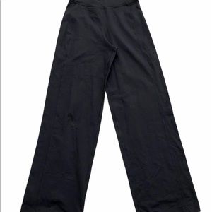 Lululemon size 4 wide leg athletic pants